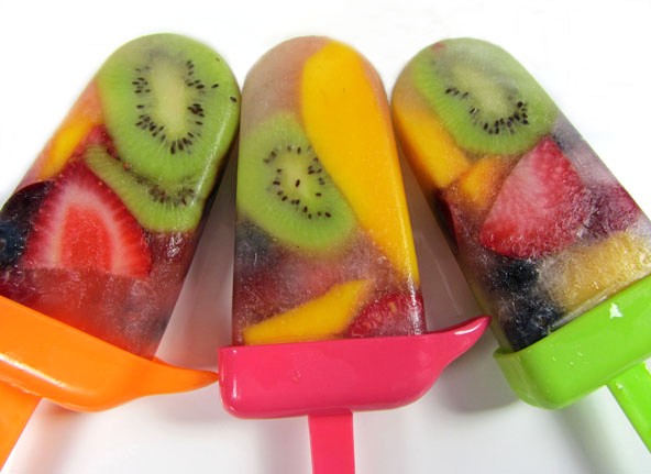 Home made fruit popsicle 